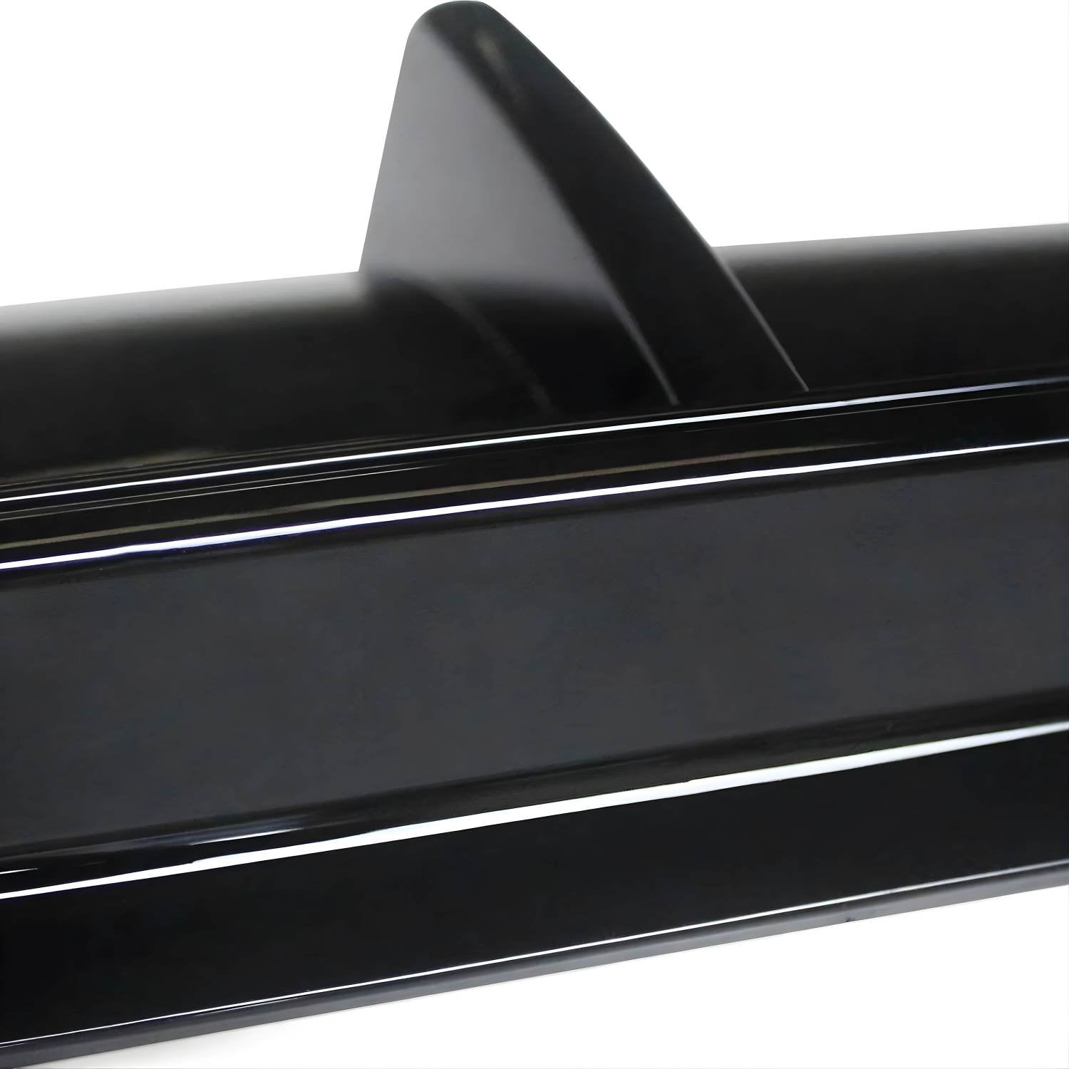 BMW_Series_5_G30_1 Rear Diffuser bumper with 'LD Lur Design' logo on a white background